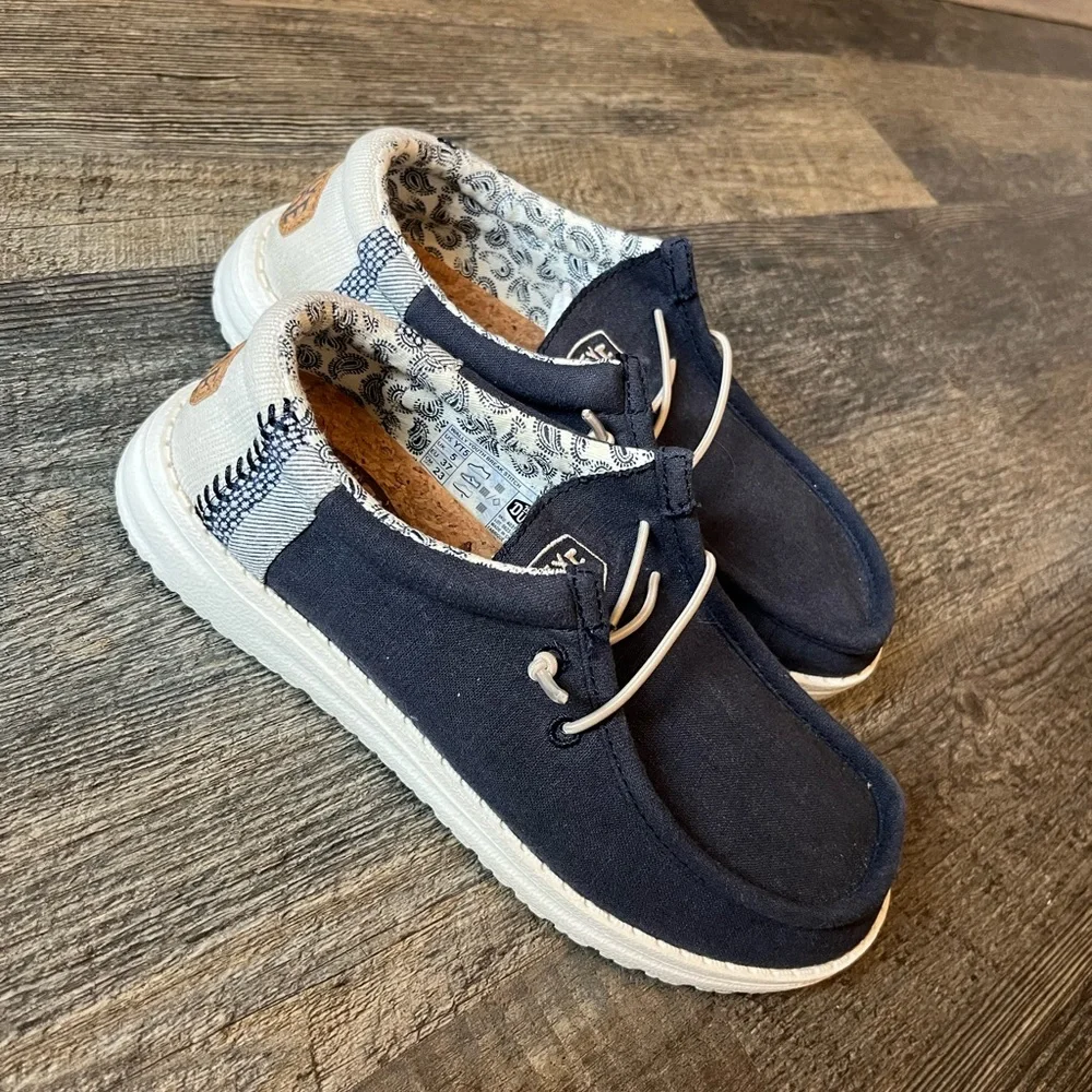 Hey Dude Wally Break Stitch Slip Ons